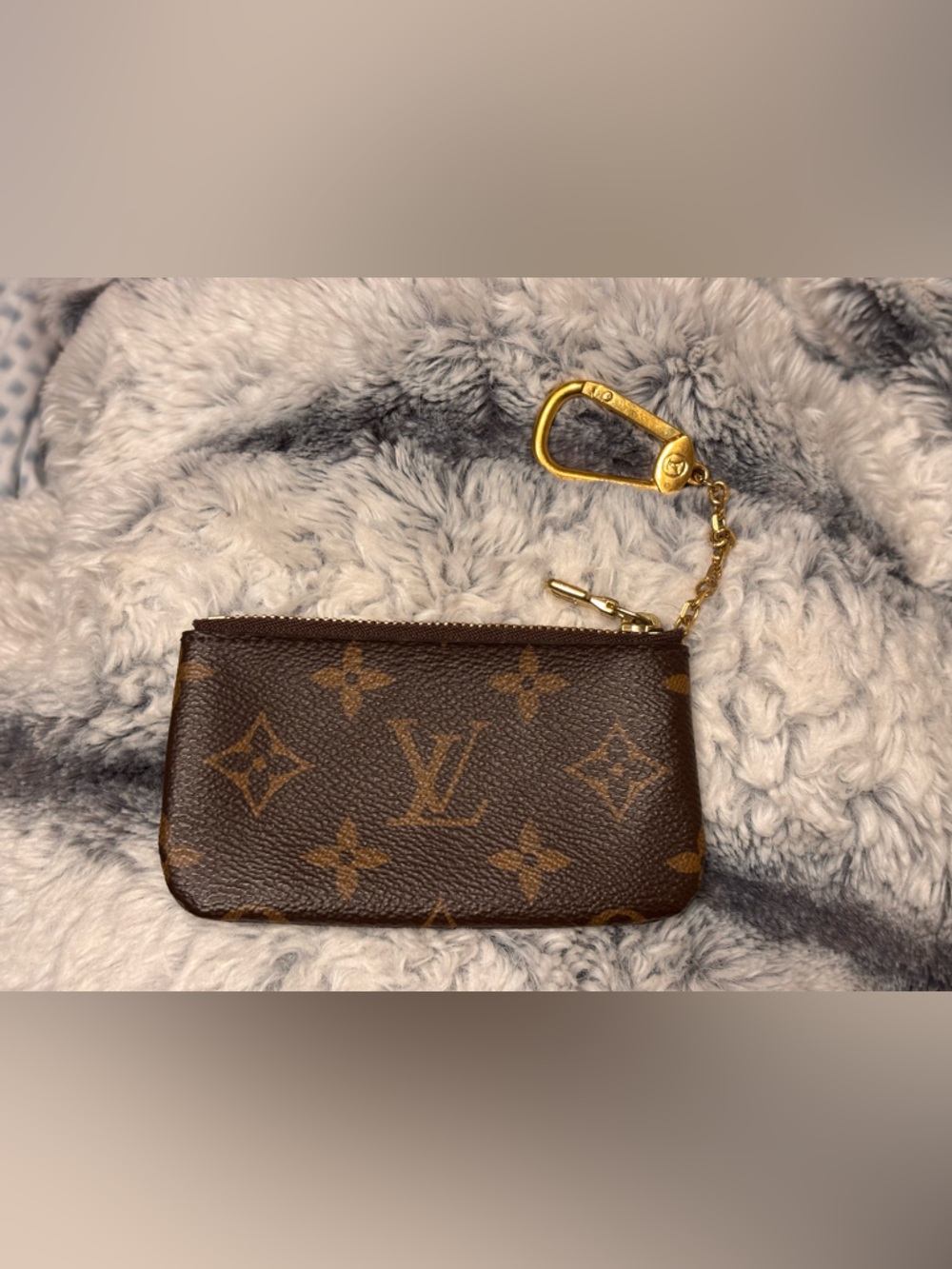 Louis Vuitton Classic Monogram Key Pouch EUC